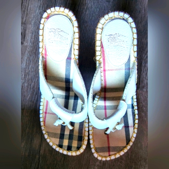 Burberry- Nova Check Thong Espadrille (White) - Picture 2 of 16